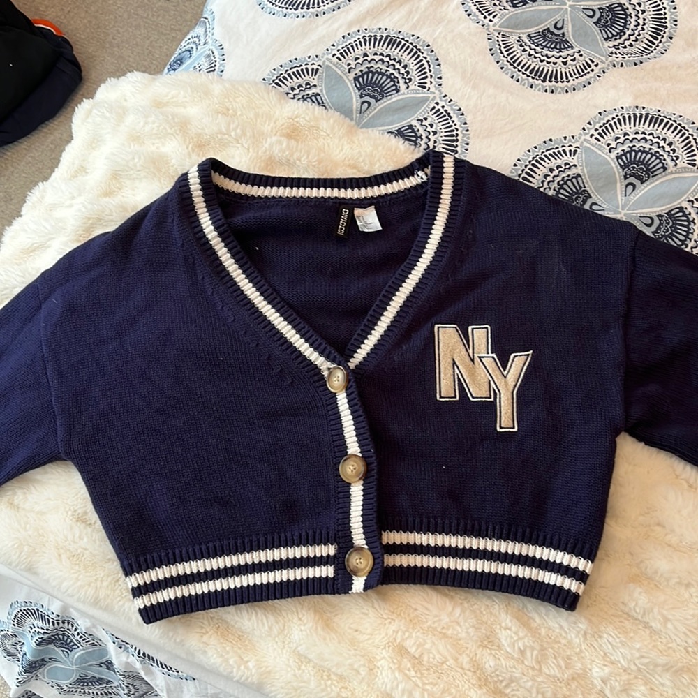 Cropped New York Sweater